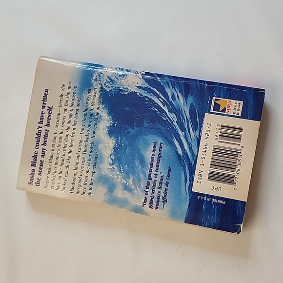 Barbara Delinsky Paperback Romance Book Bronze Mystique - Picture 2 of 6